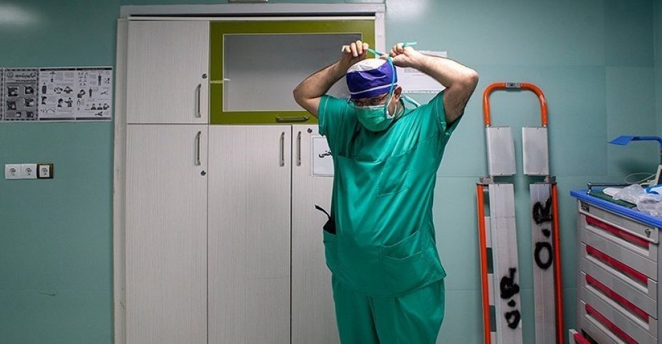مهاجرت ماهانه حدود سیصد پزشک از کشور