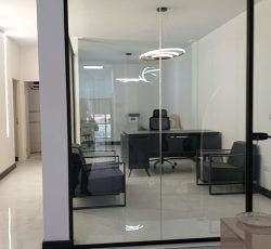 استخدام پزشک زیبایی جهت همکاری در کلینیک