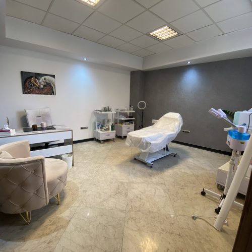 اجاره اتاق در مطب زیبایی