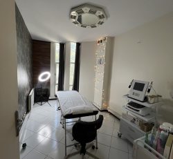 اجاره اتاق در کلینیک پوست و زیبایی