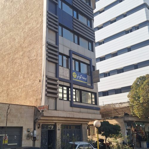 دعوت به همکاری از متخصص عفونی یا داخلی یا جراحی و یا ارتوپدی